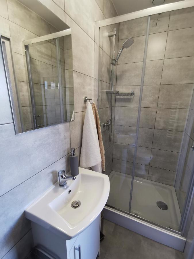 Azalia Zator Apartment Bagian luar foto